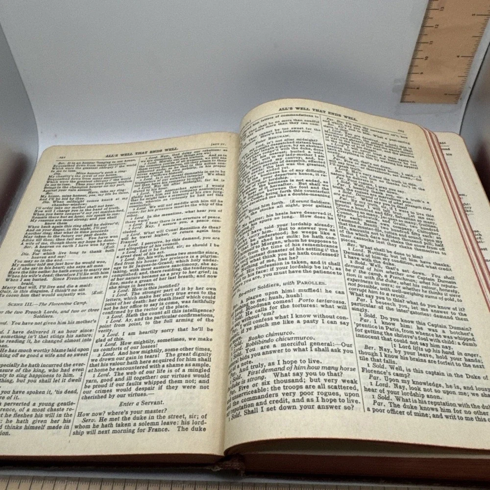 1930 The Complete Works, History, Life &‎ Notes of William Shakespeare Vintage